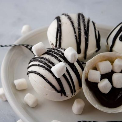 Baileys Hot Chocolate Bombs